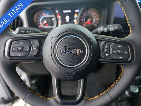 Used 2024 Jeep Wrangler Unlimited Sport AWD/4WD image 12