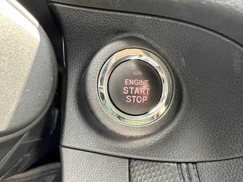 Used 2024 Subaru Forester Premium AWD/4WD image 42