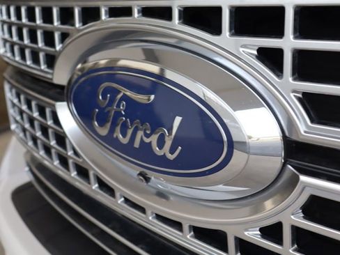 Used 2019 Ford F250 Platinum w/ Platinum Ultimate Package image 57