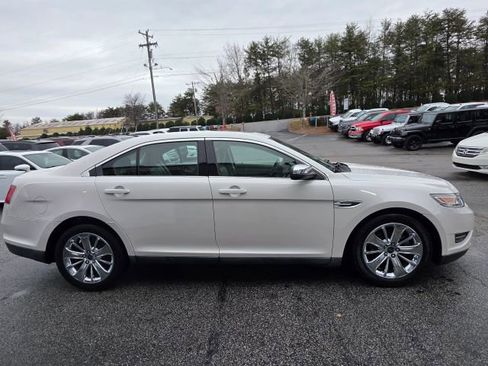 Used 2011 Ford Taurus Limited w/ 301A Rapid Spec Order Code image 4