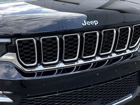 Used 2022 Jeep Grand Cherokee Limited 4xe w/ MOPAR Finishing Package AWD/4WD image 33