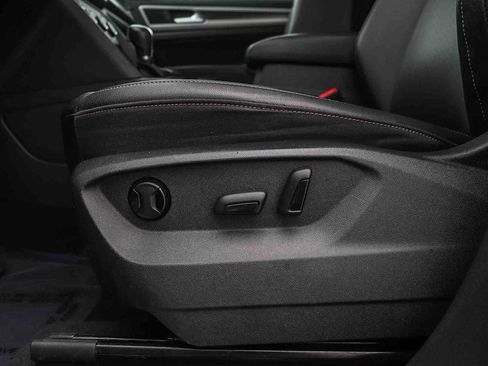 Used 2019 Volkswagen Atlas SE w/ Panoramic Sunroof Package AWD/4WD image 22