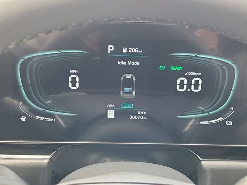 Used 2023 Kia Niro EX Touring image 23