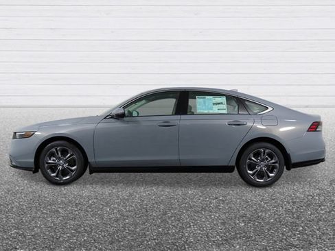 New 2026 Honda Accord EX-L image 2