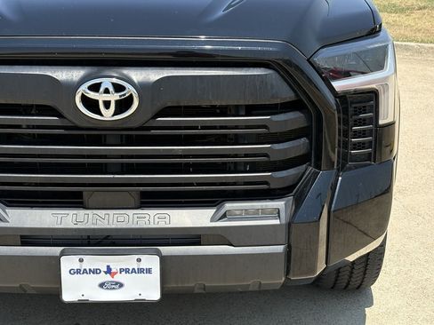 Used 2022 Toyota Tundra SR5 AWD/4WD image 10