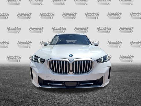 Used 2026 BMW X5 xDrive40i AWD/4WD image 3