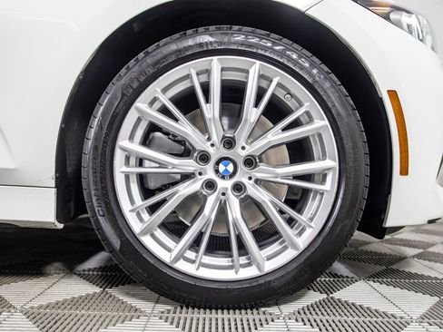 Used 2023 BMW 330i Sedan w/ Premium Package RWD image 38