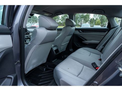 Used 2020 Honda Accord LX image 11