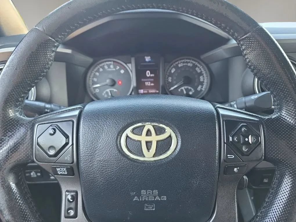 Used 2017 Toyota Tacoma TRD Off-Road w/ Tow Package RWD image 16