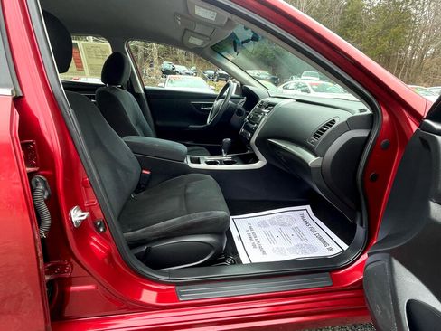 Used 2015 Nissan Altima 2.5 S w/ Sport Value Package image 30