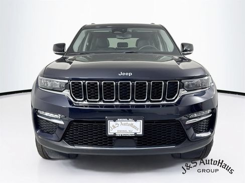 Used 2022 Jeep Grand Cherokee Limited 4xe AWD/4WD image 2