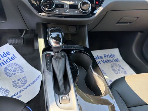 Certified 2025 Buick Envista Sport Touring w/ Convenience I Package image 16