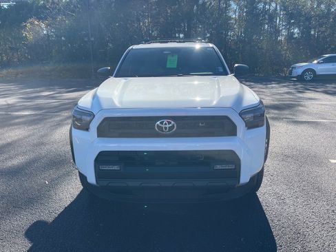 Used 2025 Toyota 4Runner SR5 image 2