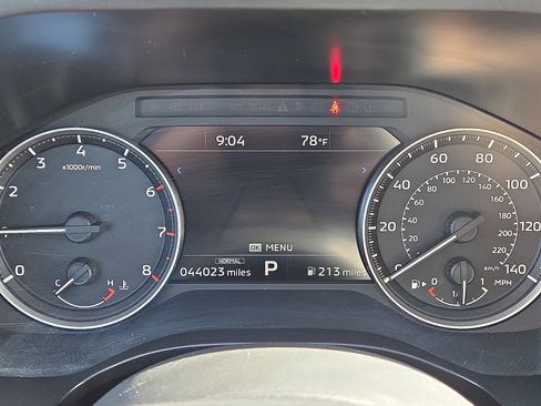 Used 2024 Mitsubishi Outlander SE AWD/4WD image 14