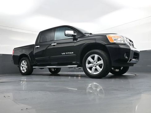 Used 2015 Nissan Titan SL w/ Utility Accessory Package image 27