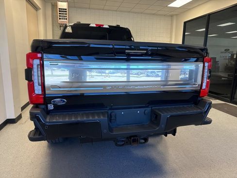 Used 2024 Ford F250 Platinum AWD/4WD image 59