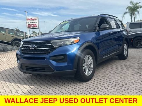 Used 2021 Ford Explorer XLT RWD image 3