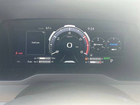 New 2026 Toyota Tundra Platinum AWD/4WD image 12