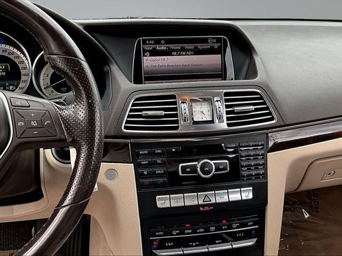 Used 2014 Mercedes-Benz E 350 4MATIC Coupe image 9
