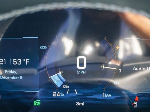 New 2026 Chevrolet Equinox EV LT FWD image 21