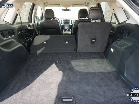 Used 2018 Ford Edge Titanium image 18