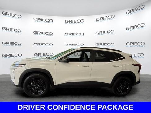Used 2025 Chevrolet Trax ACTIV w/ Driver Confidence Package FWD image 4