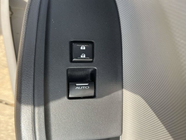 Used 2009 Honda Accord LX-P image 18