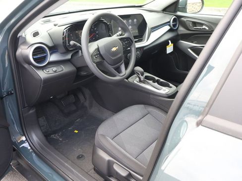 New 2026 Chevrolet Trax LS FWD image 13