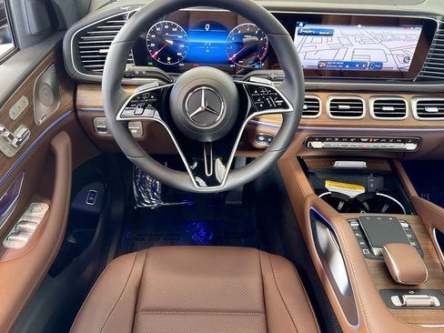 New 2026 Mercedes-Benz GLS 450 GLS 450 4MATIC SUV image 20