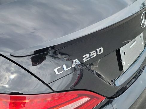 Used 2019 Mercedes-Benz CLA 250 4MATIC image 7