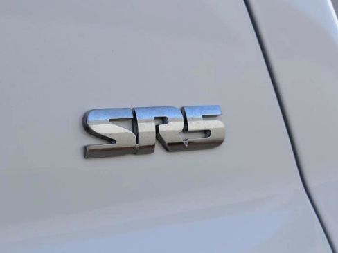 Used 2016 Toyota Tundra SR5 w/ Tow Package image 18