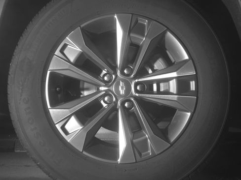 Used 2025 Chevrolet Equinox LT image 13