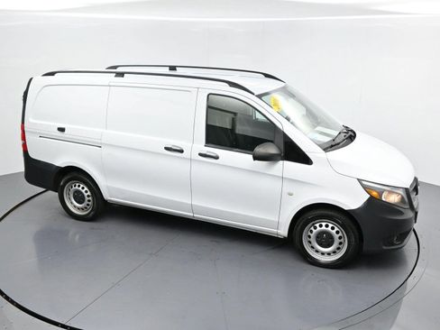 Used 2016 Mercedes-Benz Metris image 31