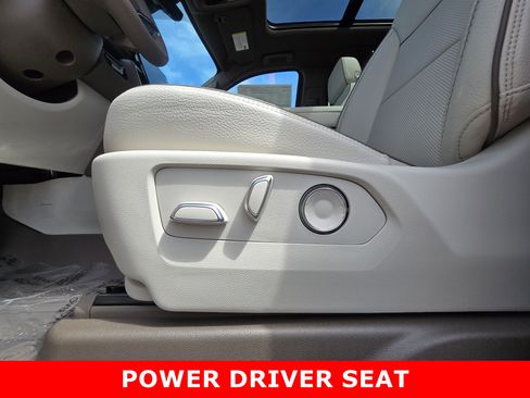 New 2026 GMC Yukon Denali w/ Denali Reserve Package AWD/4WD image 22