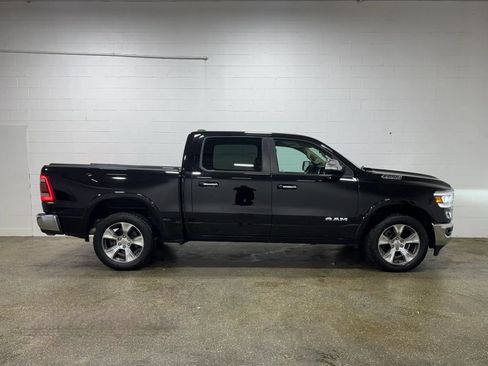 Used 2019 RAM 1500 Laramie AWD/4WD image 2