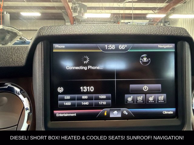 Used 2015 Ford F250 Lariat w/ Lariat Ultimate Package AWD/4WD image 25