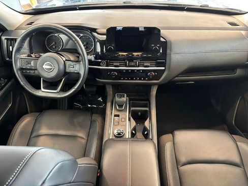Certified 2024 Nissan Pathfinder SL AWD/4WD image 27