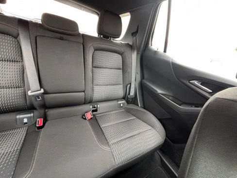 Used 2025 Chevrolet Equinox LT FWD image 33