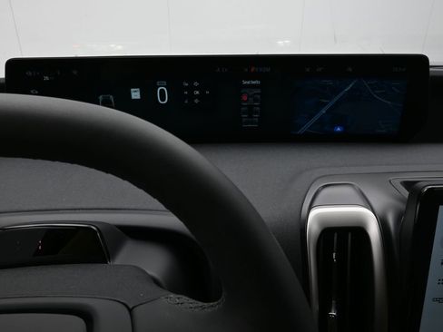 New 2025 Ford Expedition Active image 21