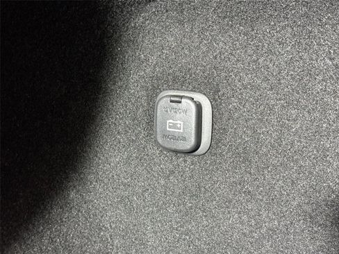 Certified 2023 MAZDA CX-9 Touring Plus image 39