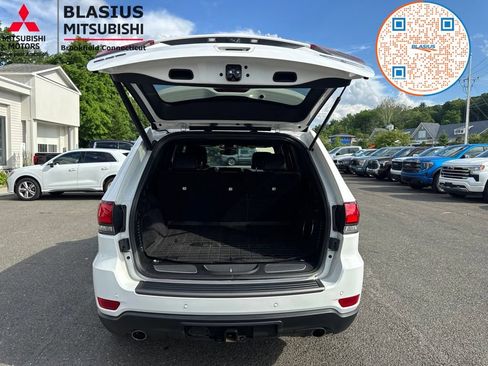 Used 2019 Jeep Grand Cherokee Trailhawk AWD/4WD image 60