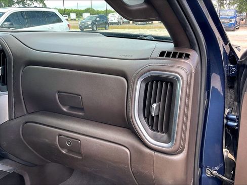 Used 2019 Chevrolet Silverado 1500 LTZ w/ LTZ Premium Package RWD image 23