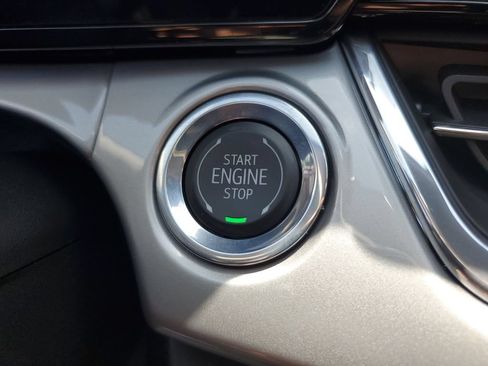 Used 2026 Chevrolet Trax LT FWD image 27