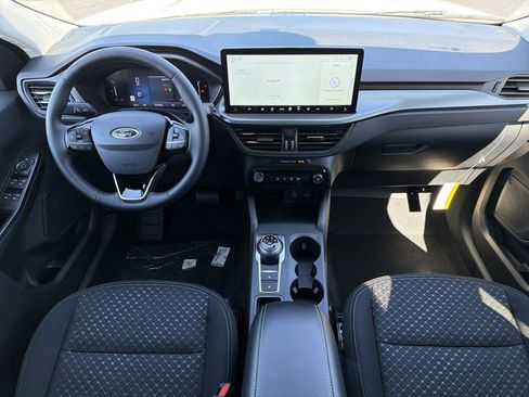 New 2026 Ford Escape Active w/ Tech Pack #1 FWD image 2