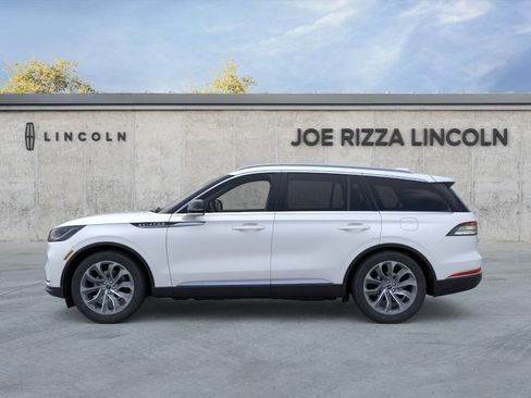 New 2026 Lincoln Aviator Reserve w/ Luxury Package AWD/4WD image 3