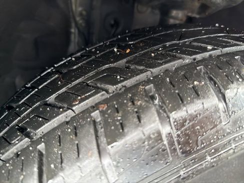 Certified 2022 Toyota Highlander XLE image 12