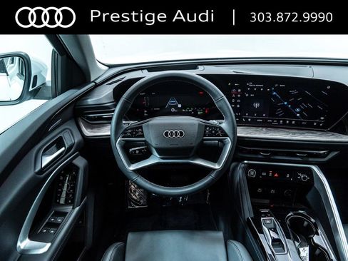 Used 2025 Audi Q5 Premium Plus w/ Premium Plus AWD/4WD image 15