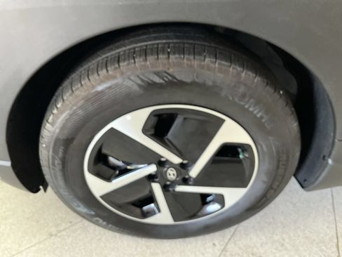 Used 2026 Hyundai Ioniq 9 SE AWD/4WD image 14