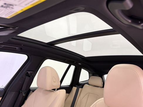 Certified 2024 BMW X3 xDrive30i w/ Premium Package w/ZPA image 15