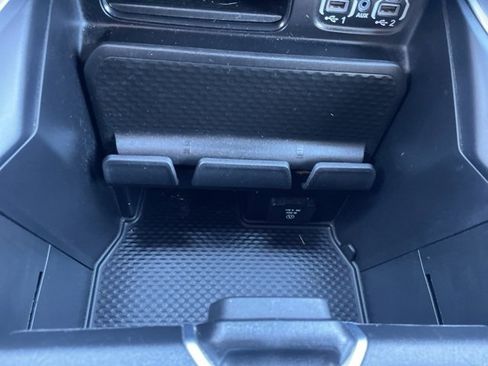 Used 2023 RAM 1500 Big Horn image 29